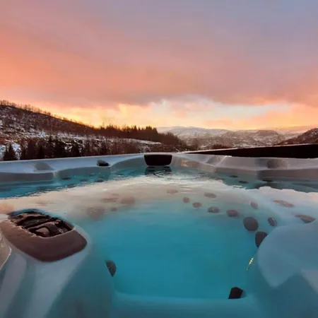 With Jacuzzi Close To Kjeragbolten * Dirdal